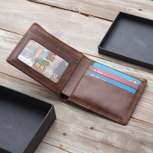 William Classic Wallet (Distressed Chestnut)